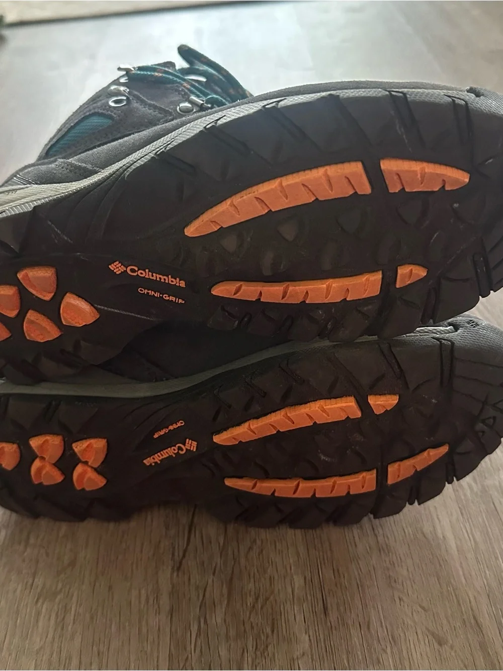 Columbia Teal and Gray Women's Winter Hiking Boots
